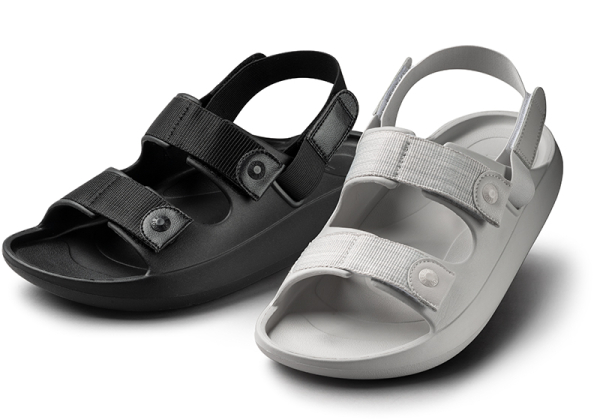 まだ暑い夏にサンダルいかがですか？！